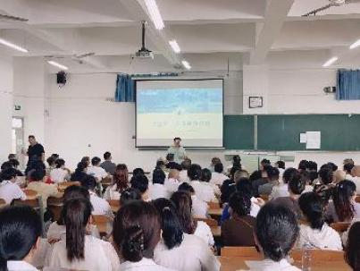 后勤处开展新学期从业人员岗前培训